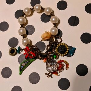 Betsey Johnson Farmhouse Stretch Bracelet